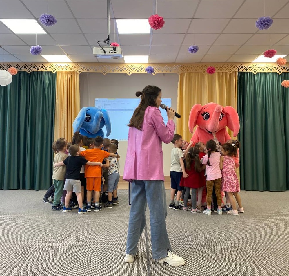Обнимама пришла в гости к воспитанникам детского сада №44 в Казани