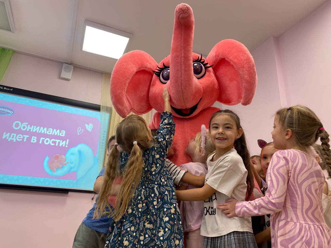 В этом году это уже десятая акция «Обнимама идет в гости»