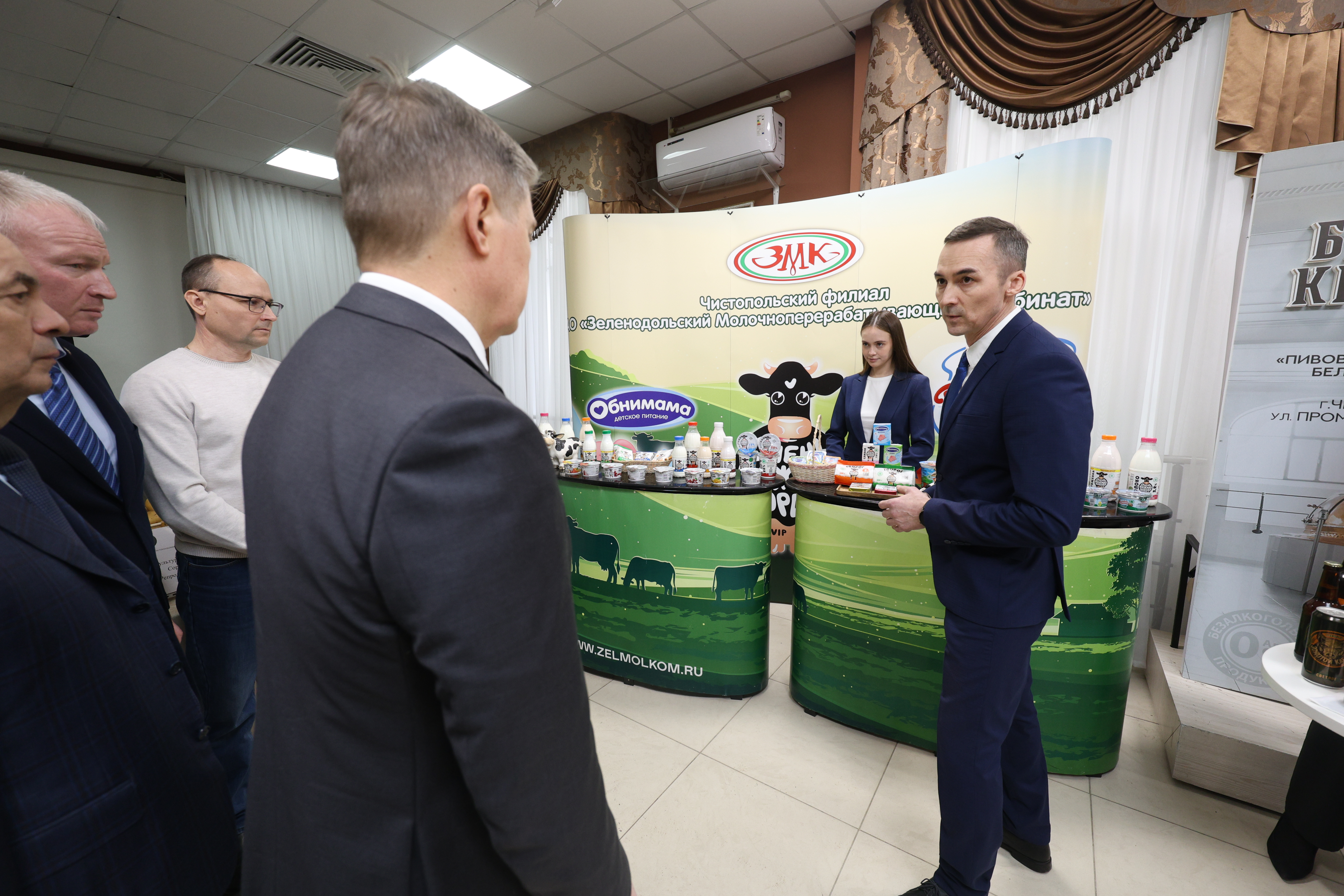 Премьер-министру РТ рассказали о работе Чистопольского филиала ЗМК 