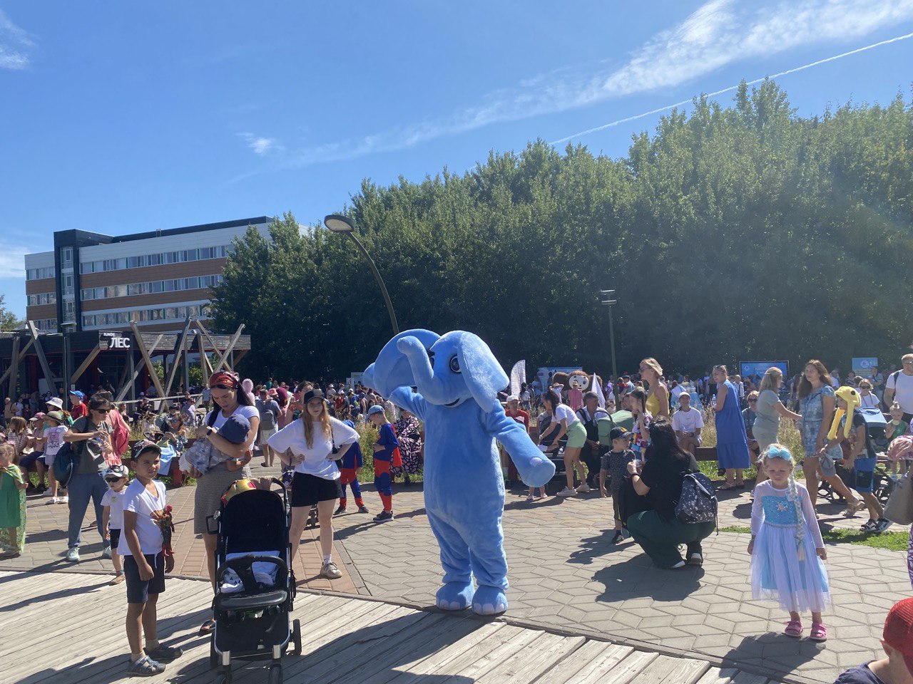 Обнимама стала участником Забега Супергероев