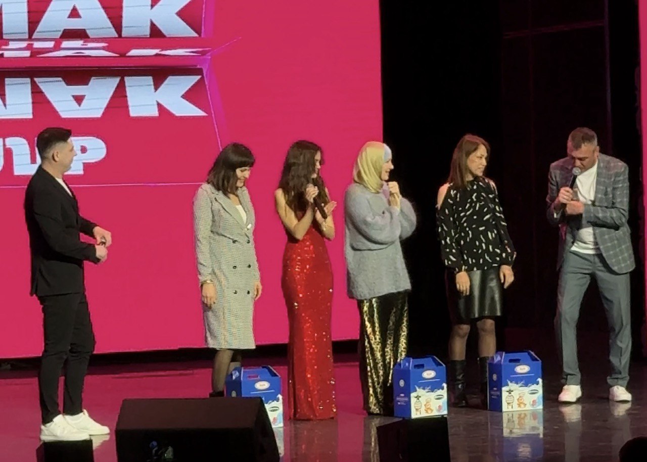 ЗМК поддержал концерт звезд татарской эстрады