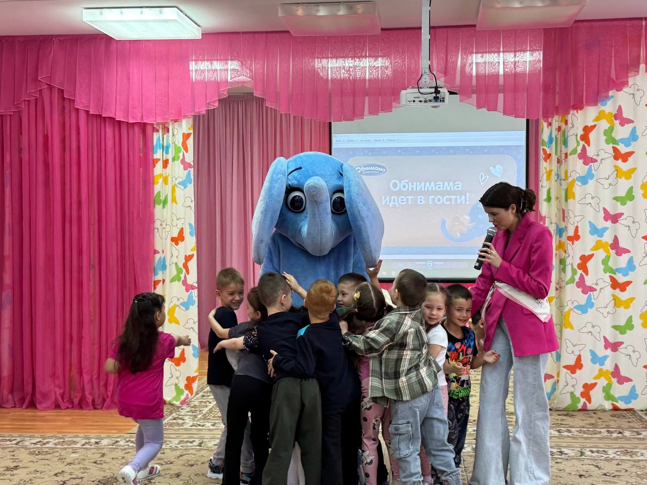 В казанском детсаду состоялся День объятий