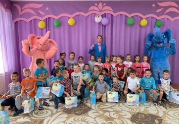 Слоны Обнимама