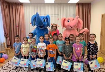 Слоны Обнимама