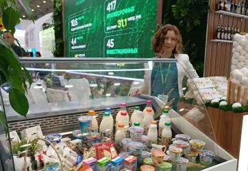 Михаилу Мишустину представили продукцию ЗМК на Всероссийской выставке