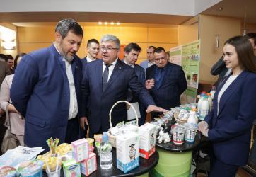 «ЗМК всегда занимает первые места в Татарстане»: мэр Зеленодольска оценил работу предприятия