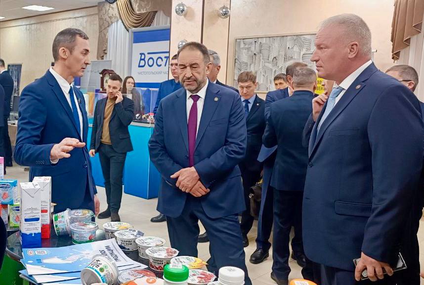 Алексею Песошину представили работу Чистопольского филиала ЗМК 