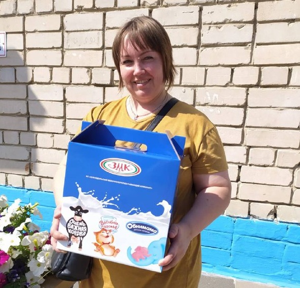 АО «ЗМК» поздравил многодетные семьи с Днем семьи, любви и верности