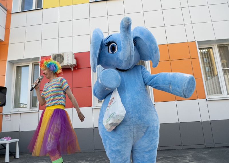 В День защиты детей ЗМК устроил праздник для 400 детей