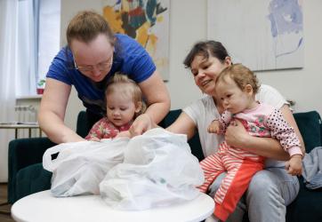 С начала года ЗМК передал более 3 тонн продукции благотворительным организациям