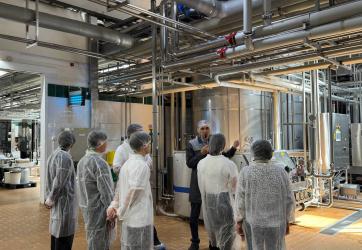 Как рождается молочная продукция: школьники побывали на производстве ЗМК в Чистополе