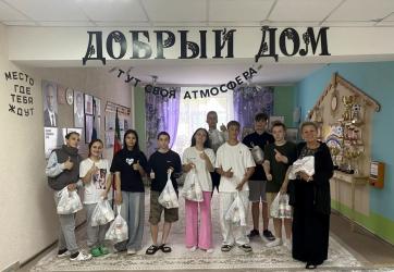ЗМК поздравил с Днём защиты детей 627 ребят из детских домов и образовательных учреждений